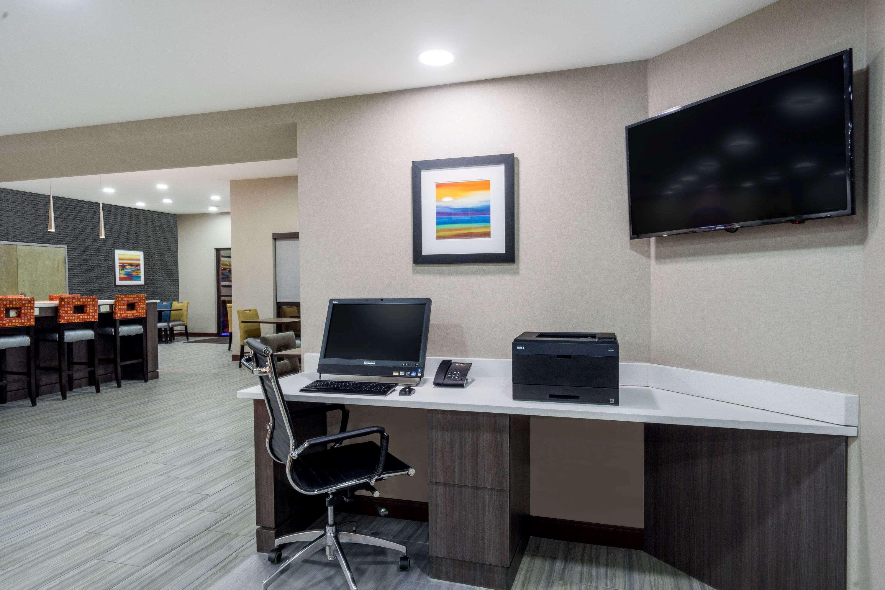 Baymont By Wyndham Clarksville Extérieur photo